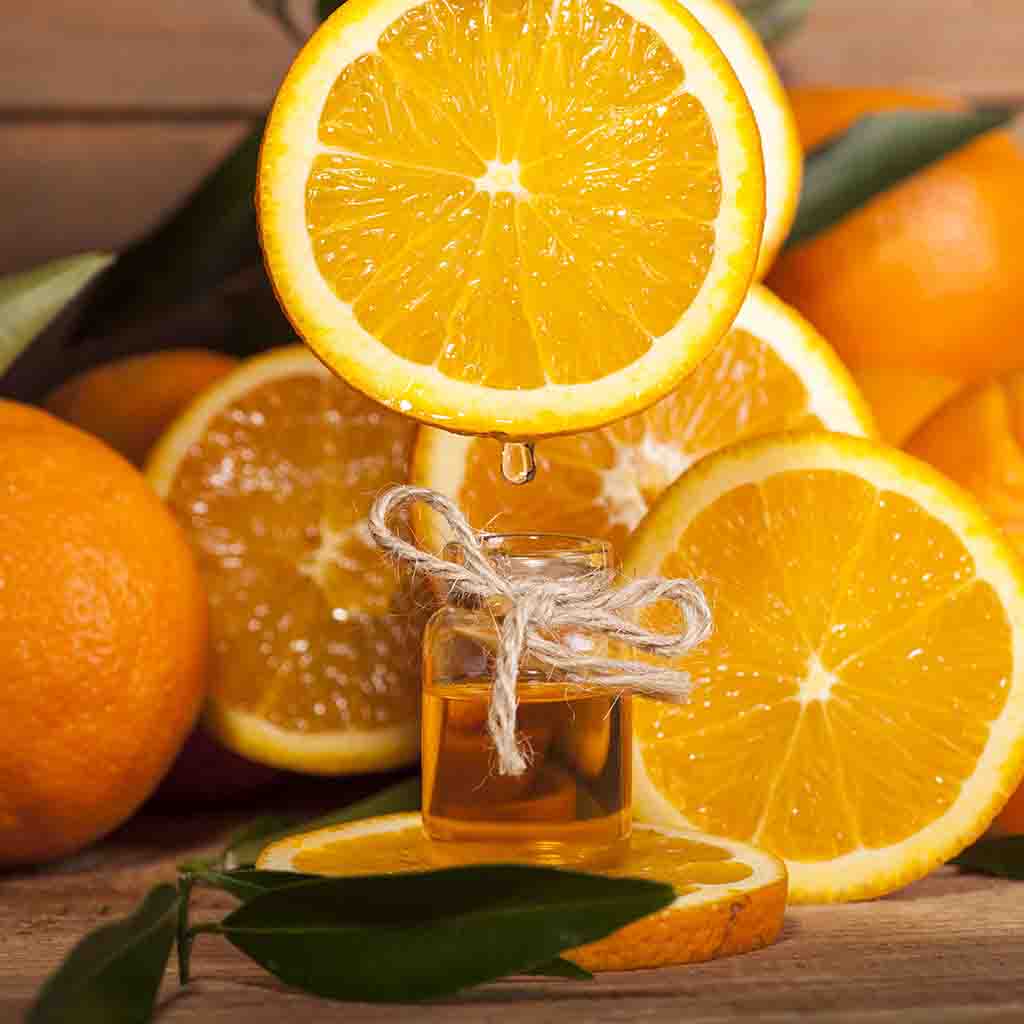 6 Ways & Precautionary Tips to Use Orange Essential Oil for Skin