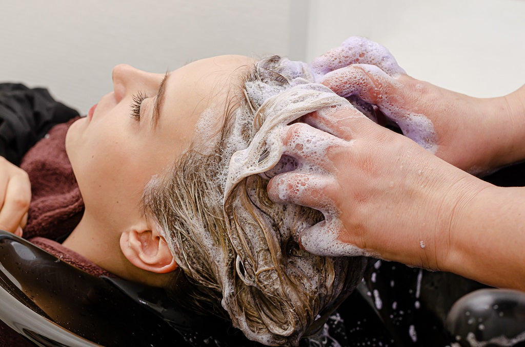 Did You Know Shampooing The Right Way Delays The Early Signs Of Ageing Of Hair