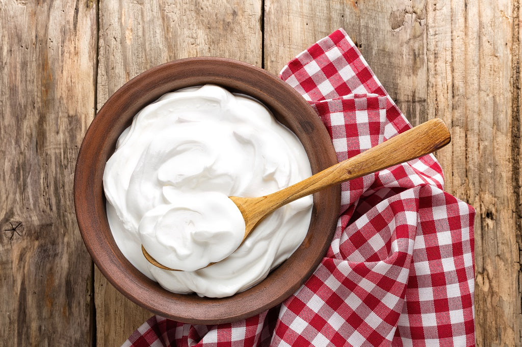 7 Amazing Benefits of Curd (Yogurt ) for Hair
