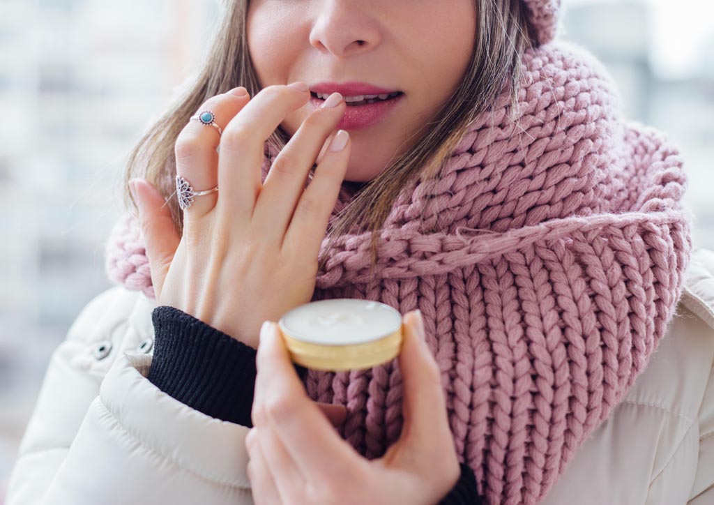 Homemade Lip balm to nourish lips