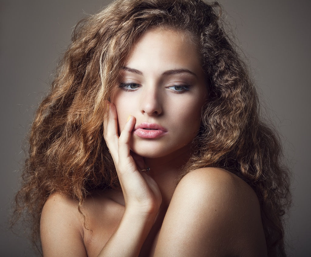 Best Natural Oils for Curly Hair