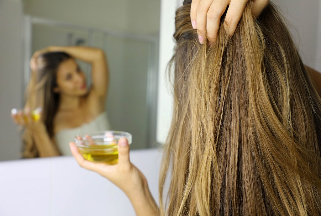 This One Change Can Bring a World Of Difference In The Quality Of Your Hair (Oil Masking)