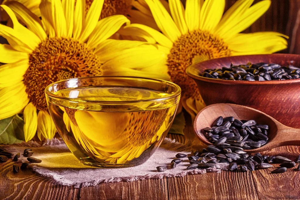 Helianthus annuus seed oil( Sunflower Oil )