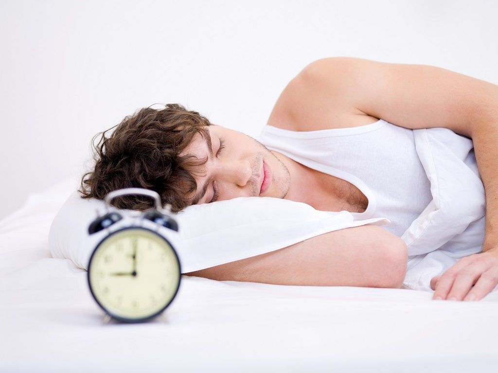 How Is Your Sleep Cycle Affecting Your Hair? Let’s Find Out!